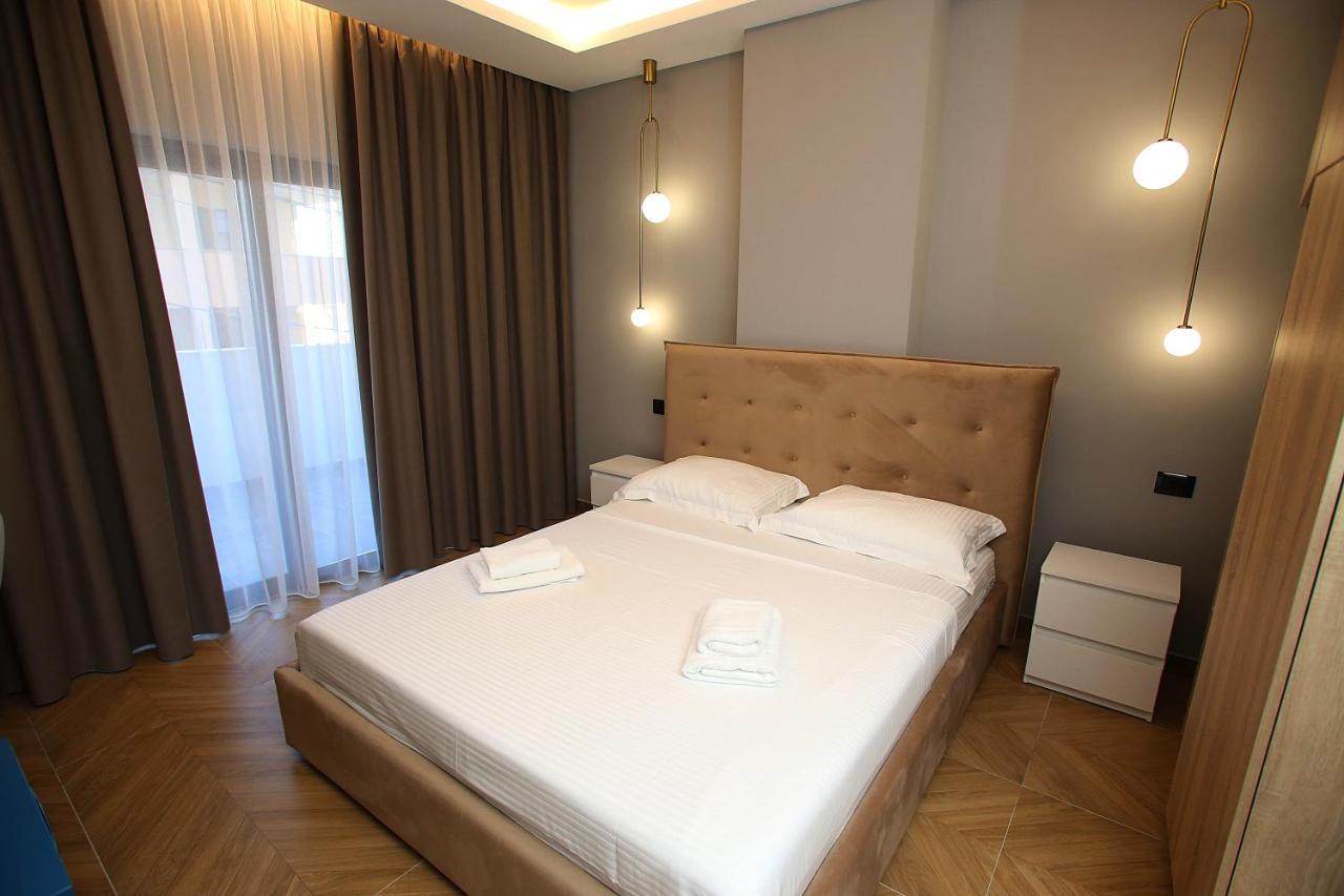 Diamond Hotel Durres Exterior photo