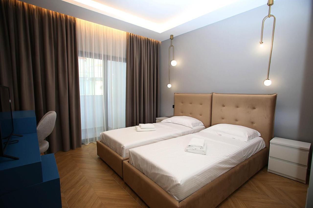 Diamond Hotel Durres Exterior photo