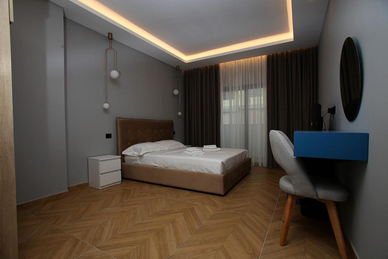Diamond Hotel Durres Exterior photo